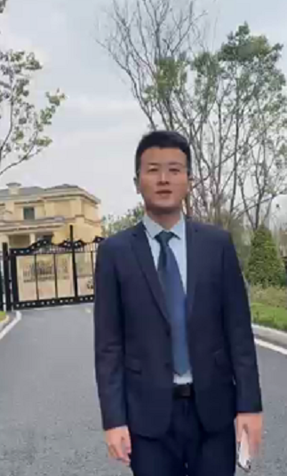老板老板，前台收银电脑坏了如何办？  没有网络如何办？  小票打印机坏了如何办？  我推荐你使用旺点软件  手机、平板都可以操作，  收银、办卡、充值、套餐购买预约管理，  经营分析客人兴趣爱好，护理日志，个性化标签轻松搞定